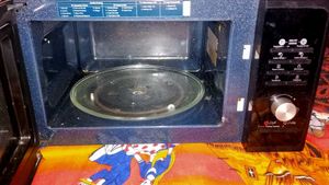 Samsung Ceramic Inside Microwave