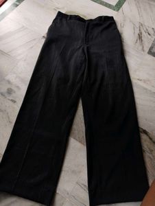 Chic Wide-Leg Black Striped Pants