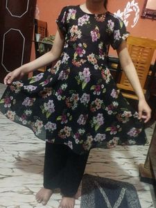 Floral Kurta baby Set with Solid Bottom