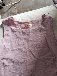 Chic Pink Sleeveless Peplum Top
