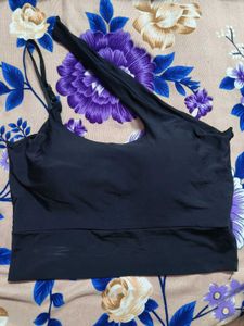 Stylish Black One-Shoulder Sports Bra