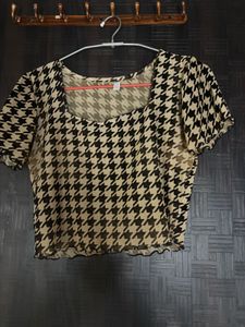 Houndstooth Print Cropped Top