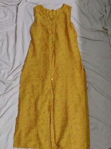 AVAASA Yellow Printed Sleeveless Kurta