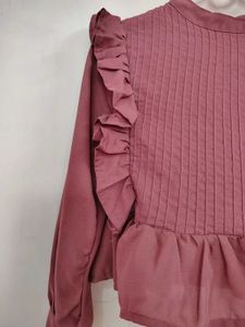 Chic Ruffled Mauve Top