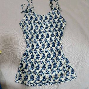 Blue &amp; White Printed Sleeveless Kurta