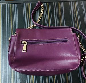 💜Caprese Purple Chain Sling Bag💜