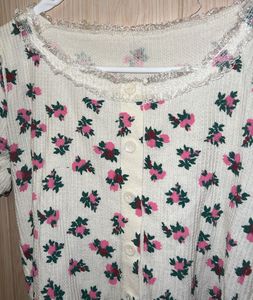 Floral Print Cropped Puff Sleeve Top