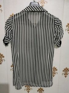 Striped V Neck Short Puff Sleeve Top