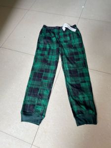 NEW WITH TAG 🏷️ Old Navy Plaid Lounge Pants