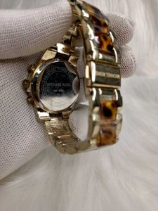 Mk stylish lady With premium quality stainless ste