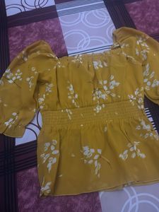 Yellow Floral Print Puff Sleeve Top