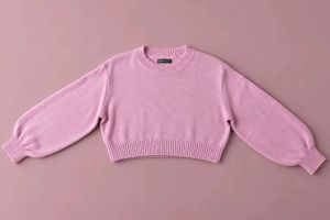 SOFT PINK CROPPED CREW NECK KNIT SWEATER
