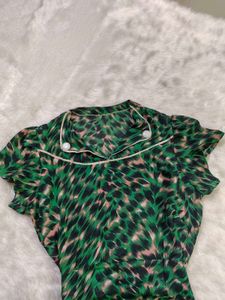 Chic Green Leopard Print Dress