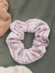 Set of 5 Fluffy Scrunchies