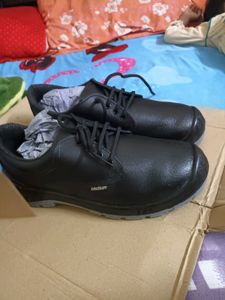 Safety Shoes For Men