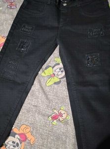 Black Patchwork Jeans Capry