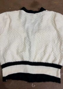 Elegant Black &amp; White Cardigan