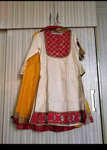 Lahenga Kurti Set