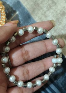 Elegant Faux Pearl Beaded Bracelet