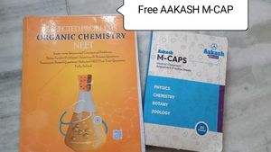 Organic ChemistryNEET Problem+ FREE AAKASH M-CAPS