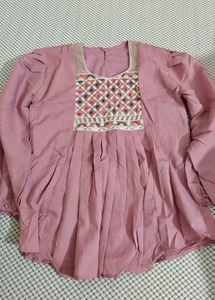 Embroidered Pink Kurta