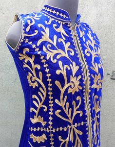 Royal Blue Embroidered Velvet Kurta