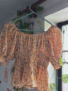 Cute Floral Puff Sleeve Top