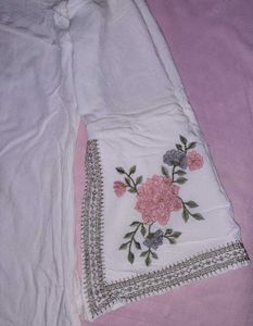 Atha Fashion White Embroidered Kurta Top