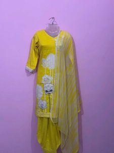 Yellow Salwar suit