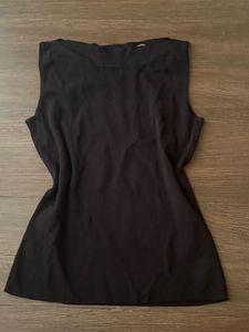 Y2K Black Sleeveless Top with Grommets