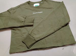 New with tag Olive "printed" Sweatshirt