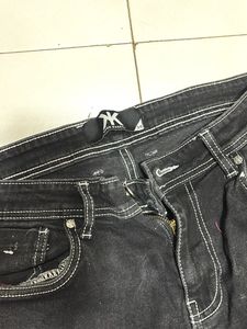 Stylish Black Contrast Stitch Jeans
