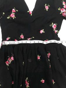 Cute Black Floral Bell Sleeve Dress