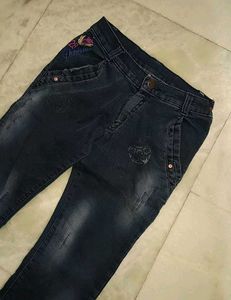 Premium Quality Girl's Jeans 😍