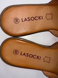 Women's Tan Leather Slip-On Sandals(size36,37)