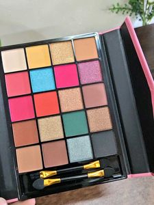Mary Jo K Makeup Palette