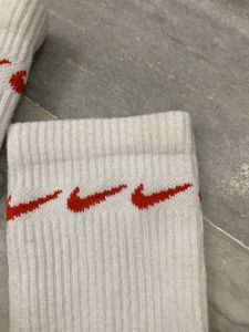 Nike Dri-FIT White Socks