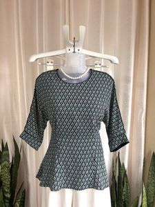 Korean geometric print Peplum Top