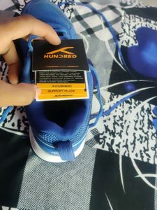 Brand New Badminton Shoes Uk05