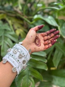 Elegant handmade White Bangle Set