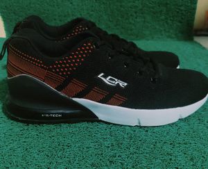 LCR Men's Casual Shoes. Like New. Good Condition