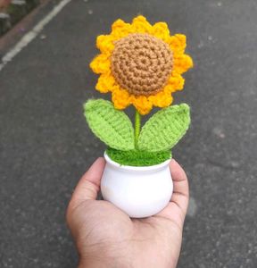 Sunflower Pot