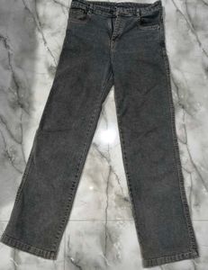 Grey Wash Straight Leg Jeans 🌀