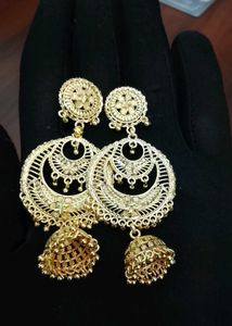 Elegant Gold Jhumka Earrings