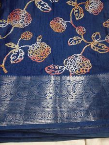 used joint Elegant Blue Embroidered dolo Saree