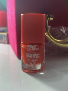 Bundle of Nail Polishes Sugar: cookie cutter , S