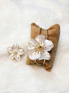 Flower Design Bracelet & Ring Set