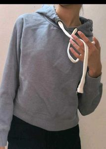 Gray Cropped Hoodie