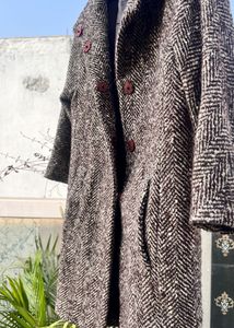 Elegant Tweed Overcoat