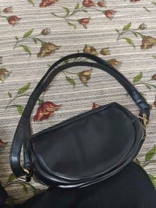 Chic Black Crossbody Bag